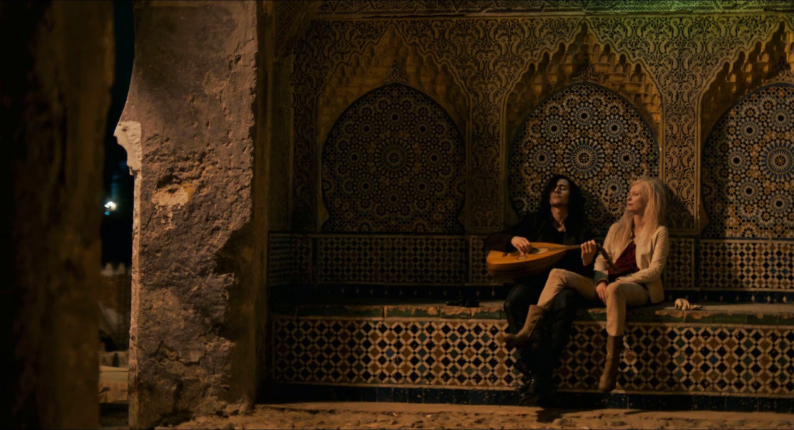 Only Lovers Left Alive 2013